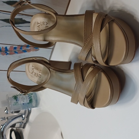 Naturalizer the Mallory Leather Ankle Strap Strappy Platform Pumps Women's 10.5 - Picture 2 of 7